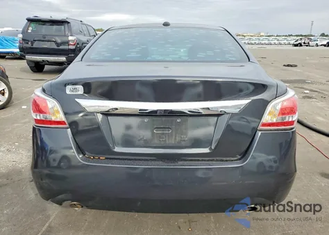 2015 Nissan Altima 2.5 z USA, uszkodzony, nr VIN 1N4AL3AP4FC170111